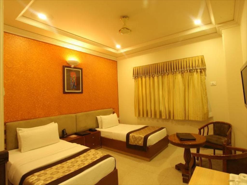 Wingston A Treehouse Hotel - Mathura view 2