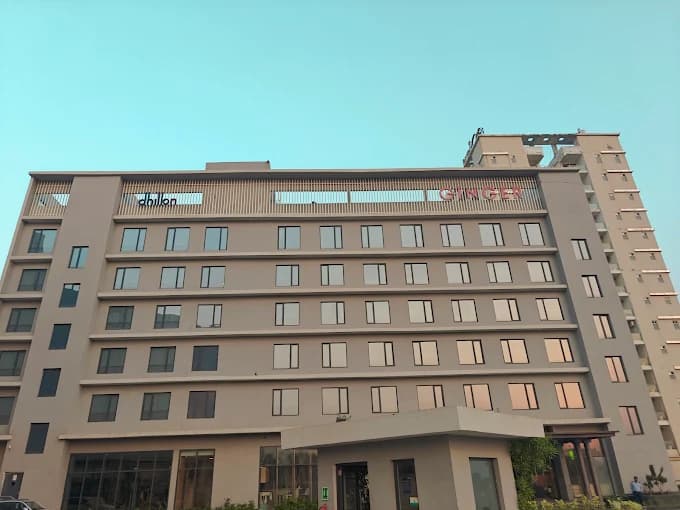 Holiday Inn Chandigarh Zirakpur