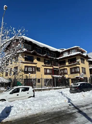 Hotel Fifth Season Pahalgam