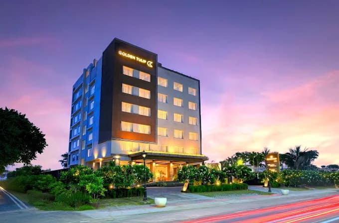 HOTEL GOLDEN TULIP AGRA