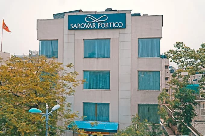 HOTEL SAROVAR PORTICO NARAINA