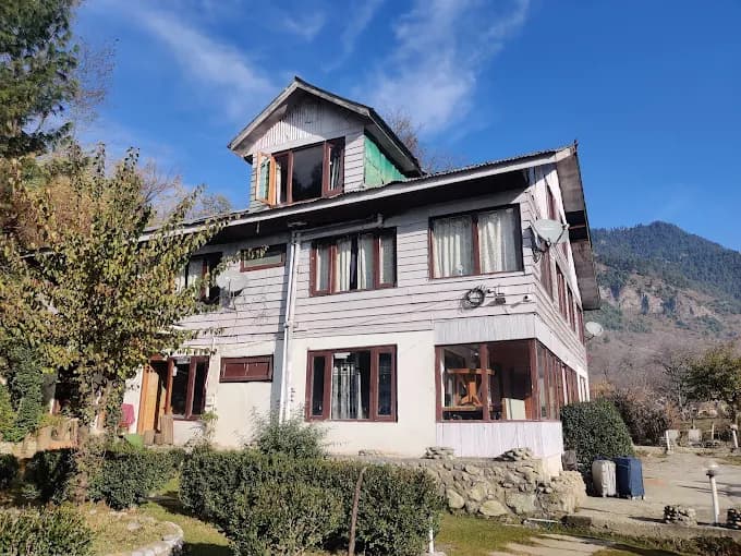 Hotel White House Pahalgam