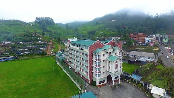 The Silvertips, Munnar