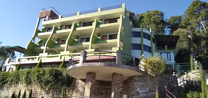 Sunita Himalayan Paradise Kausani